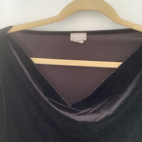Chico’s Travelers Black Velvet Tunic Top, Size 3 - Picture 2 of 3